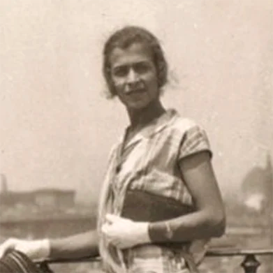 Елена Гертик portrait