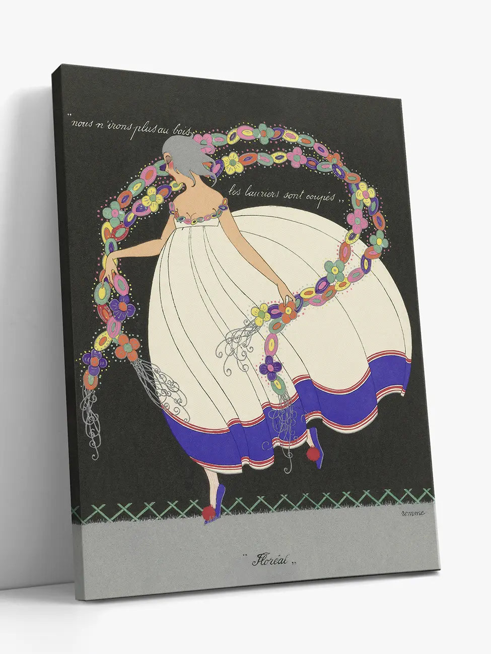 Цветен месец